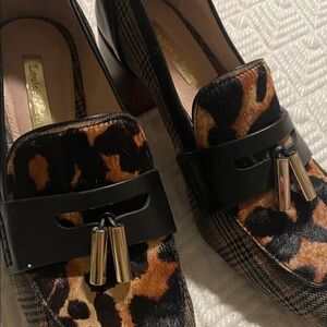 Louise et Cie Women's Black and Tan Loafers